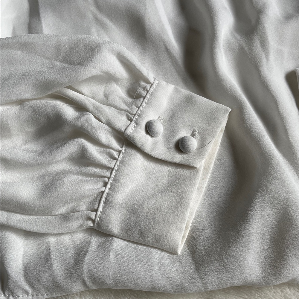 Forever 21 White Lace Detail Blouse - Picture 2 of 5